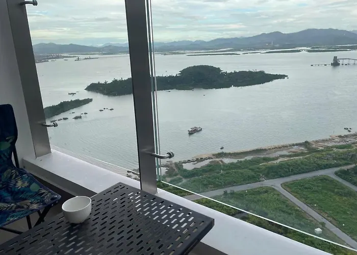 The Calme Homestay- Ho Khach San 5 Sao- Khong Chin Ba 15611 Sau Sau Ha Long